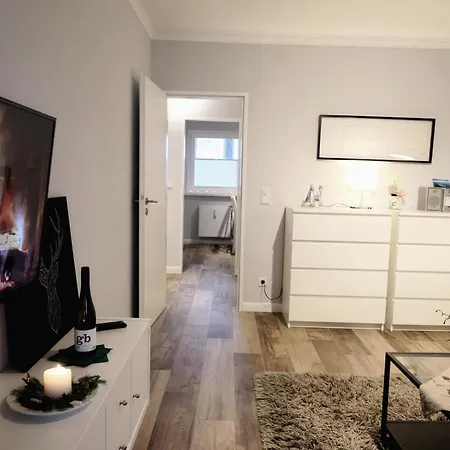 Lejlighed -zimmer-appartement Ueber 2 Etagen In In Ruhiger Lage