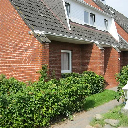 -zimmer-appartement Ueber 2 Etagen In In Ruhiger Lage * Wenningstedt-Braderup