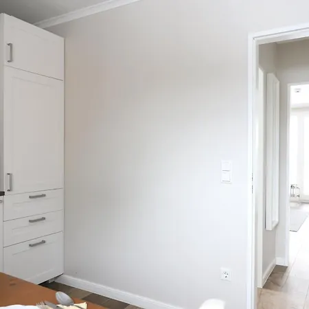-zimmer-appartement Ueber 2 Etagen In In Ruhiger Lage *